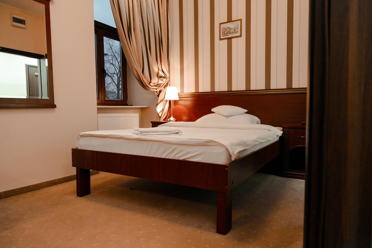 Rynek 6 Retro Pub & Hostel Radom Ngoại thất bức ảnh